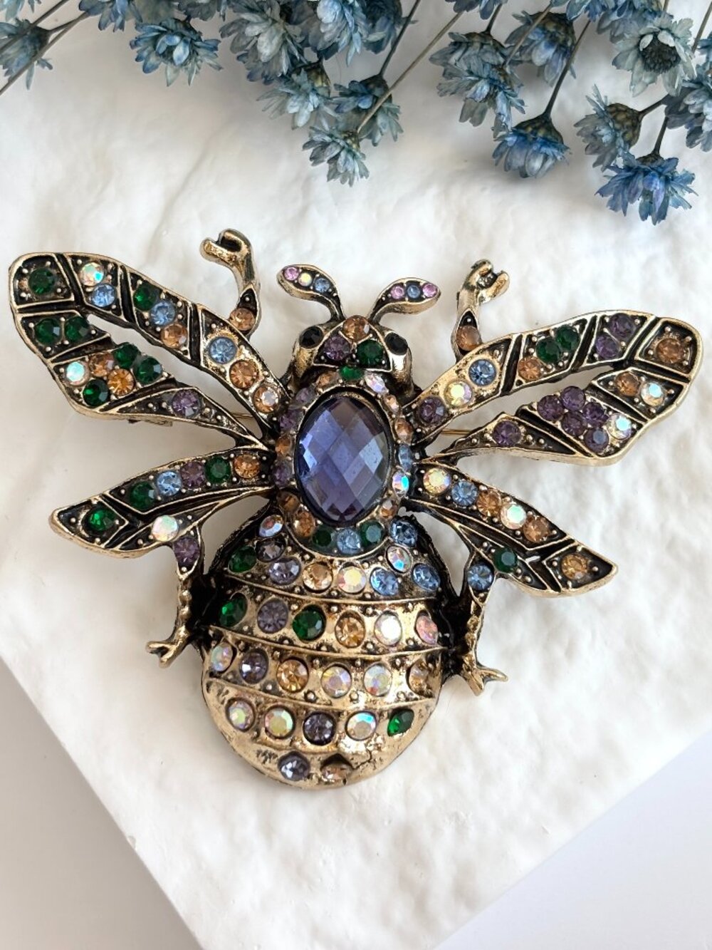 Bumble Bee Figural Rainbow Rhinestone Gold Toned Vintage Style Brooch Pin